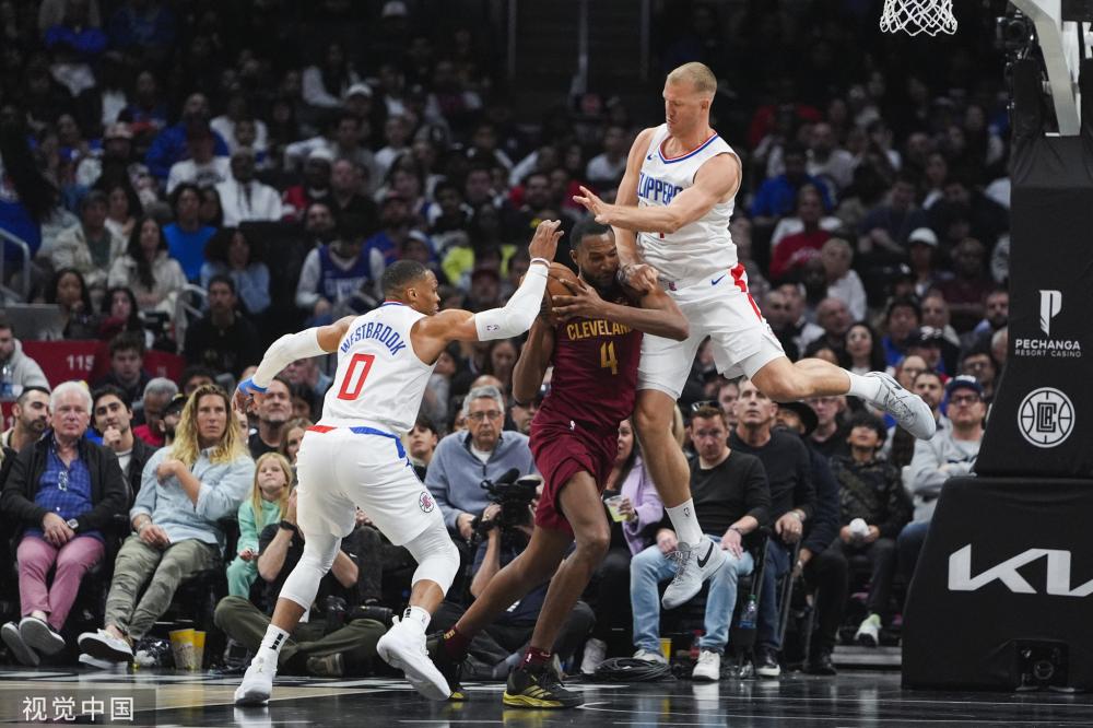 和干扰投篮 和干扰投篮