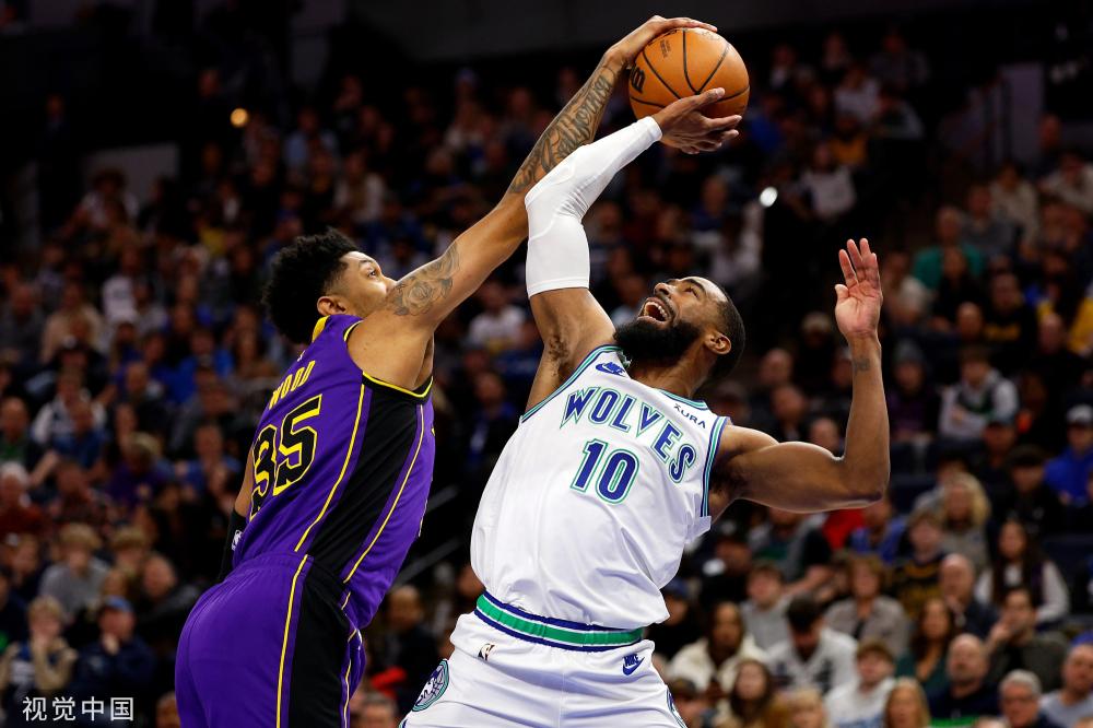 虽然年轻的 虽然年轻的